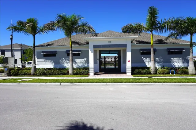 $2,600 | 1596 Northeast 3rd Avenue, Florida City, FL 33034