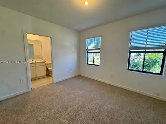 $2,600 | 1596 Northeast 3rd Avenue, Florida City, FL 33034