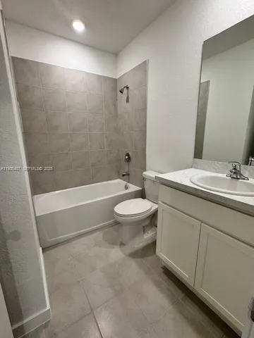 $2,600 | 1596 Northeast 3rd Avenue, Florida City, FL 33034