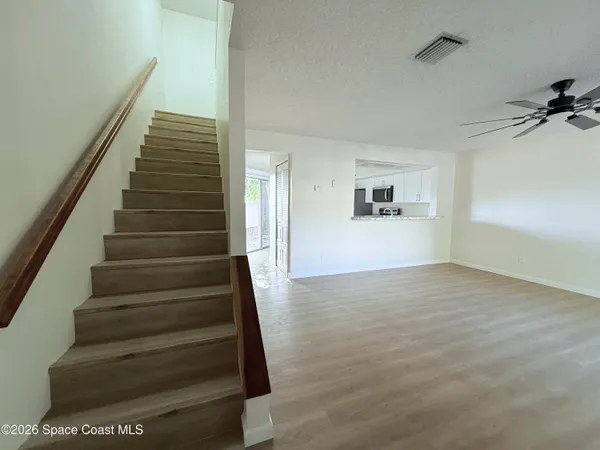 a view of entryway and hall