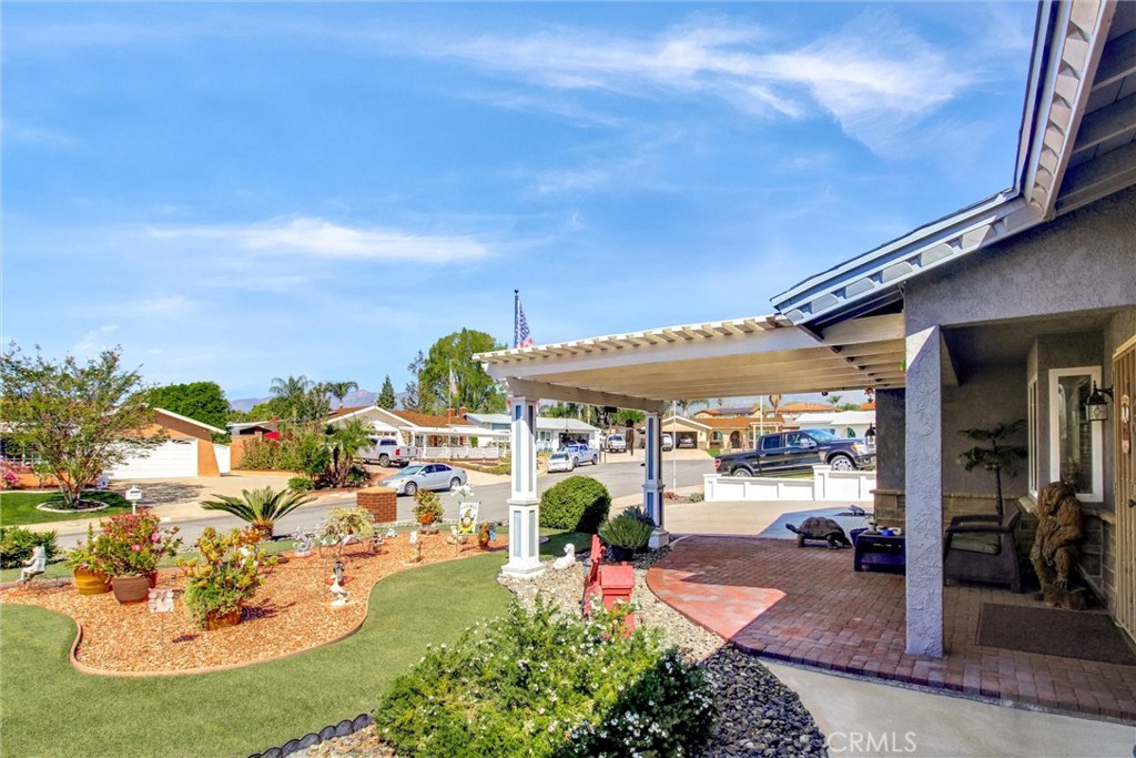 6961 Cambridge Avenue Rancho Cucamonga, CA 91701 - Photo 7 of 36