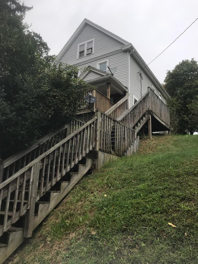 9 Hazel Street Franklin, PA 16323 - Photo 22 of 28