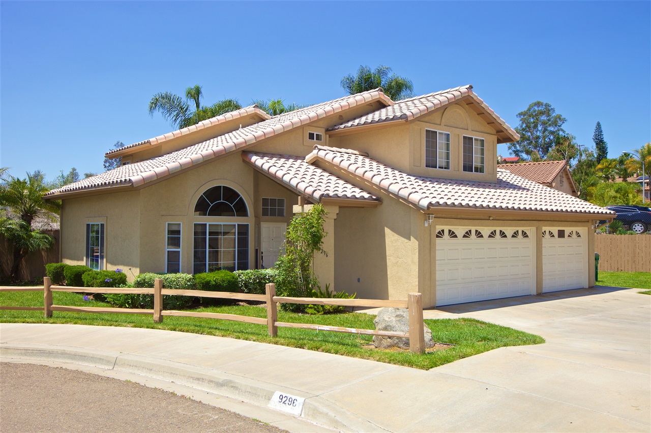 9296 Lake Valley Road El Cajon, CA 92021 - Photo 2 of 25