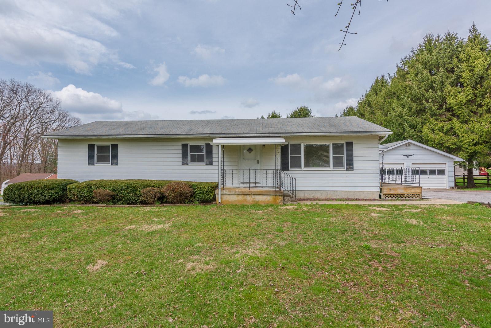 406 Lees Mill Road Hampstead, MD 21074 - Photo 4 of 26 Exterior front