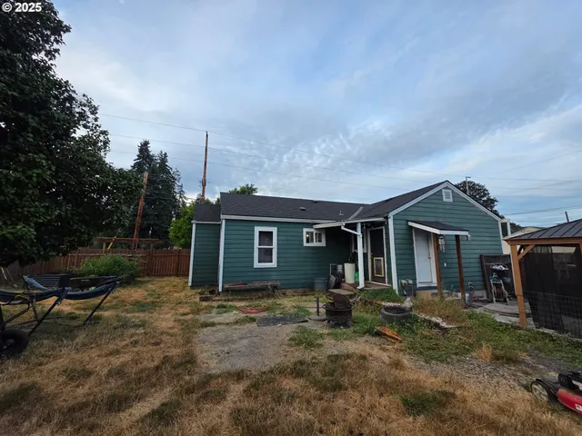 $354,900 | 2535 Gable Road, St. Helens, OR 97051