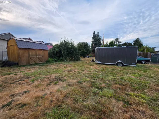 $354,900 | 2535 Gable Road, St. Helens, OR 97051