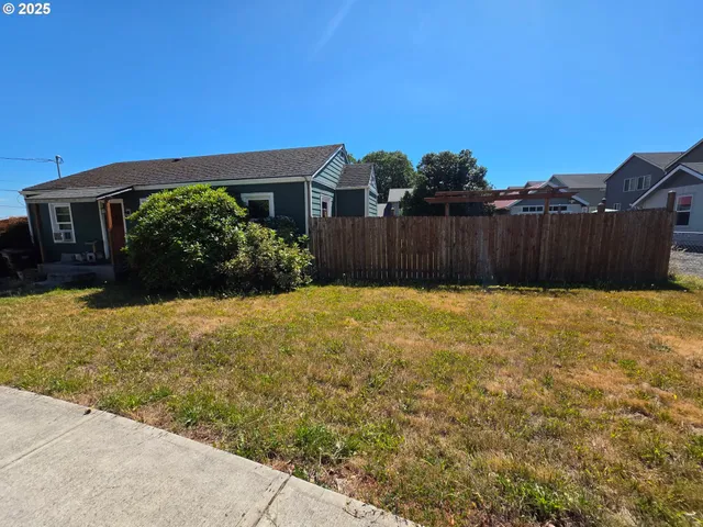 $354,900 | 2535 Gable Road, St. Helens, OR 97051