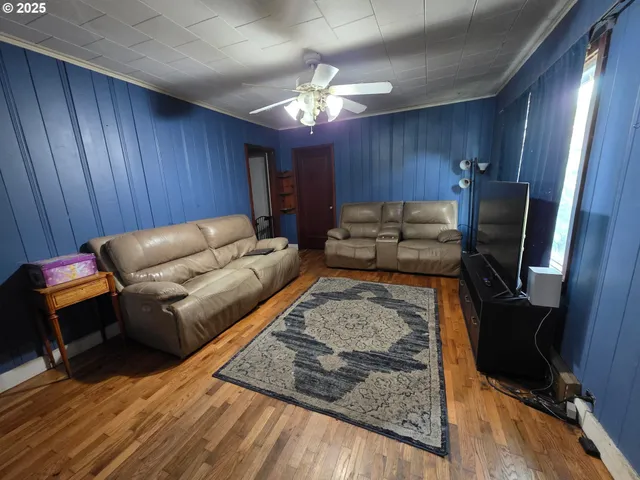 $354,900 | 2535 Gable Road, St. Helens, OR 97051