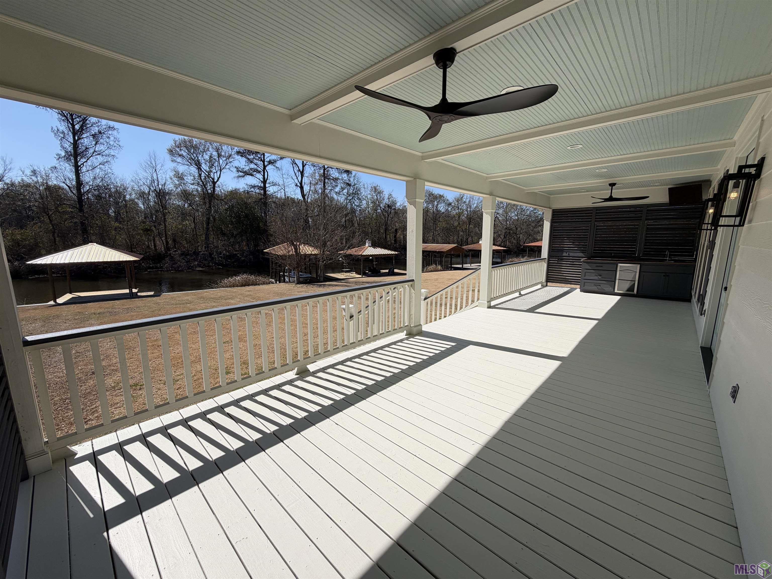 5715 Island Road Jarreau, LA 70749 - Photo 18 of 54