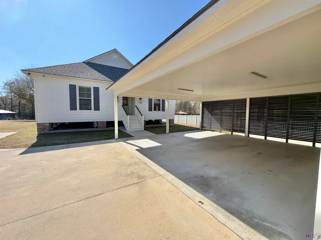 $569,000 | 5715 Island Road, Jarreau, LA 70749