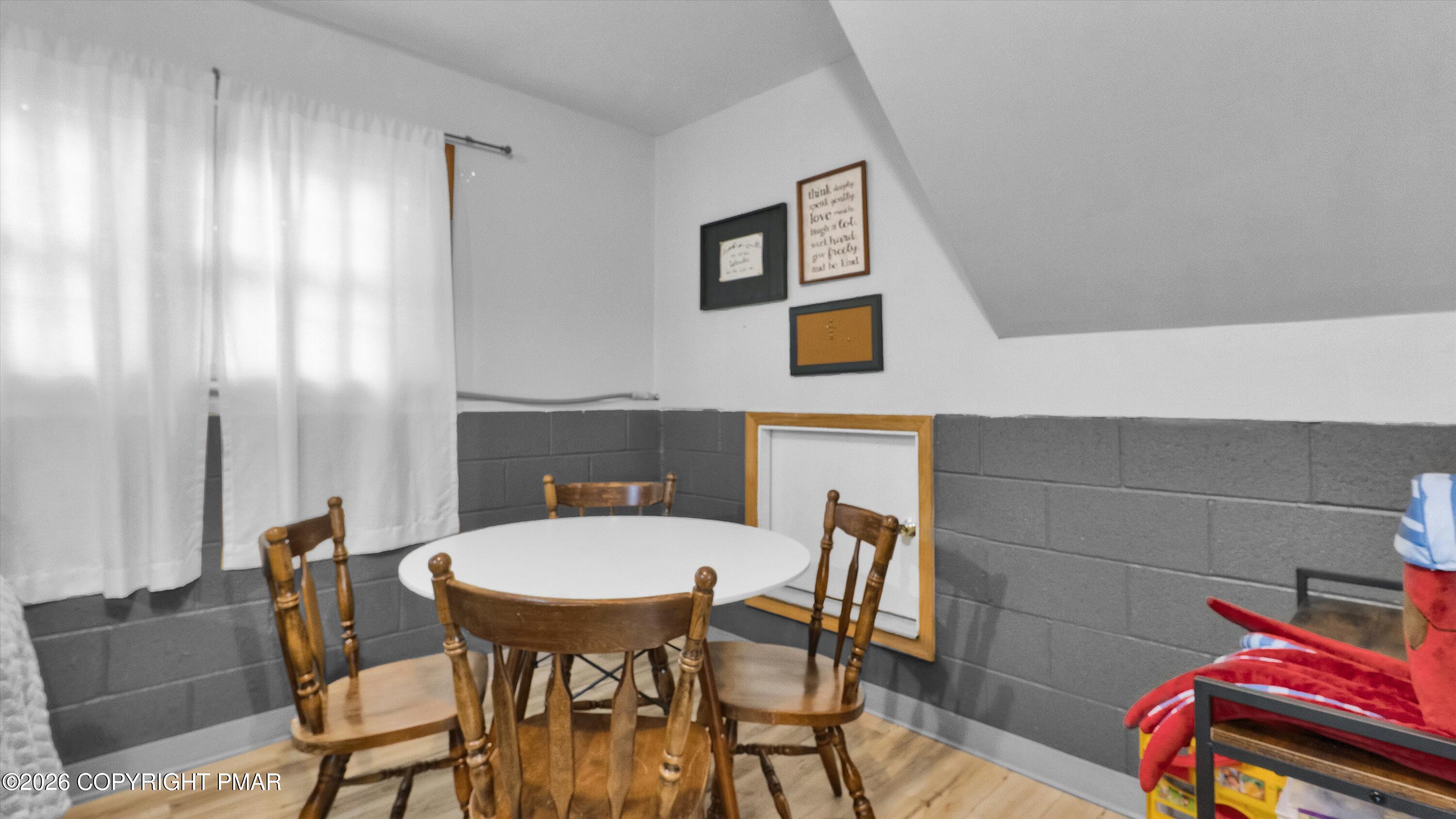 1727 Clover Road North Long Pond, PA 18334 - Photo 22 of 47 09-DSC06442