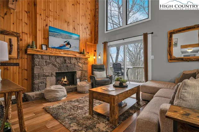 $499,000 | 1559 Sugar Mountain Drive, Unit 23, Sugar Mountain, NC 28604