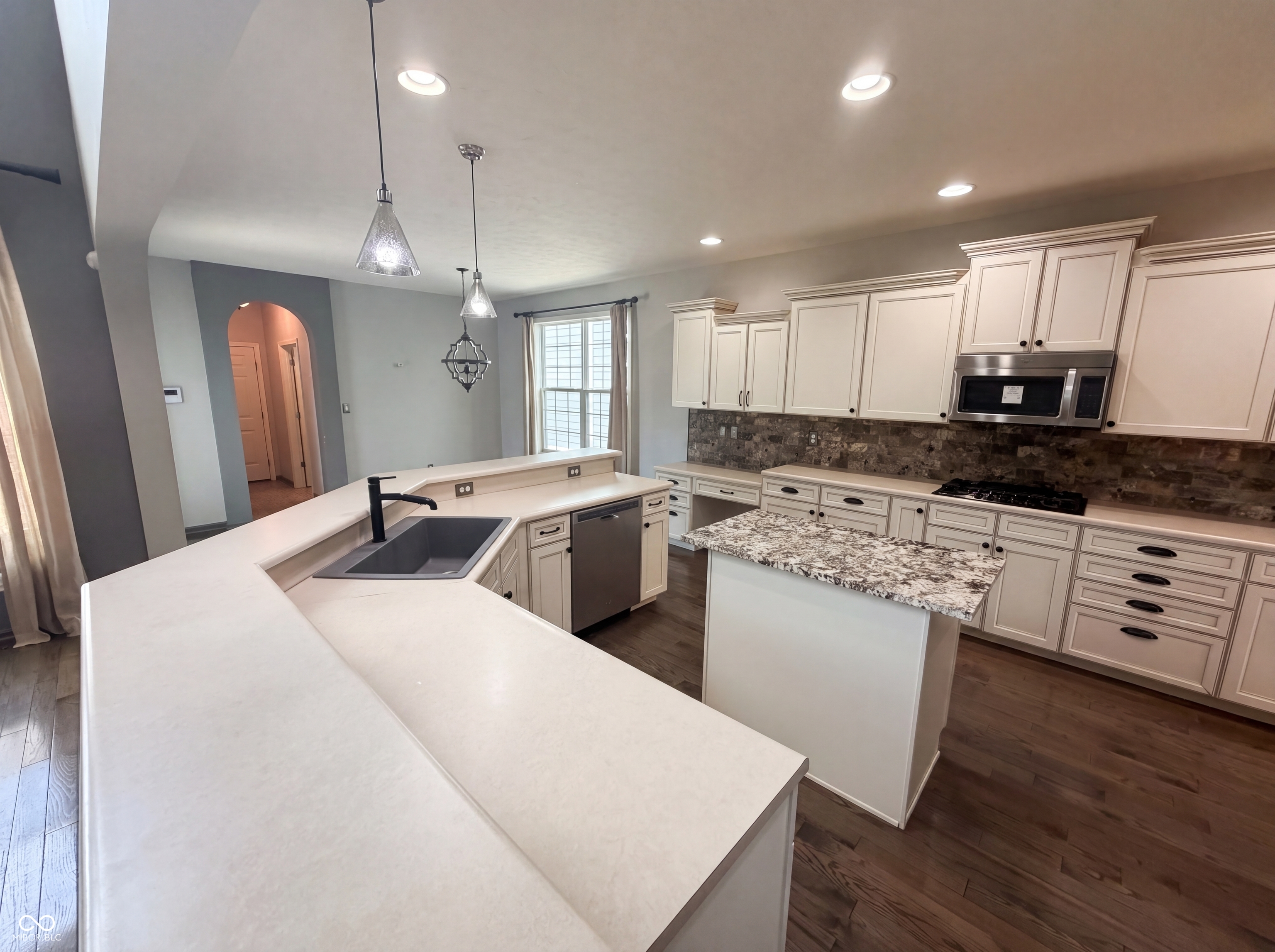 15087 Carrick Road Noblesville, IN 46062 - Photo 2 of 37
