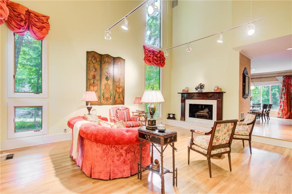 1075 Riverside Trace Northwest Sandy Springs, GA 30328 - Photo 6 of 42 Gallery Image 6