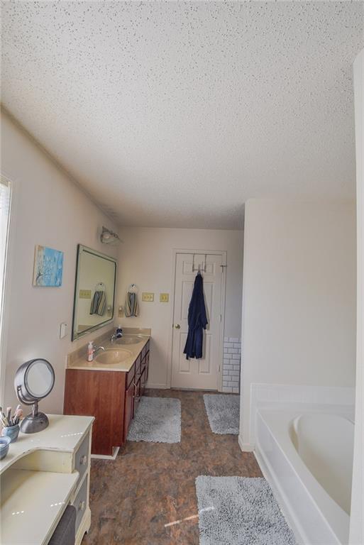 8084 South Midsummer Boulevard Pendleton, IN 46064 - Photo 19 of 32 Gallery Image 19