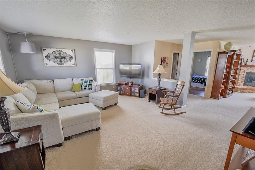 8084 South Midsummer Boulevard Pendleton, IN 46064 - Photo 4 of 32 Gallery Image 4