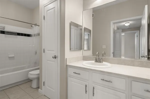 $460,000 | 1000 Providence Place, Unit 270, Providence, RI 02903