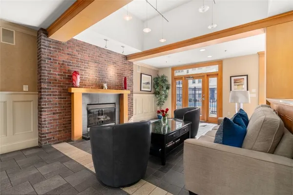 $460,000 | 1000 Providence Place, Unit 270, Providence, RI 02903