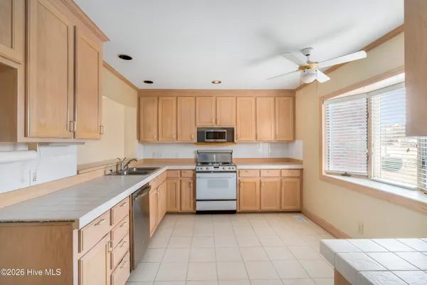 $329,000 | 2 Old Fish Hatchery Road, Unit 2, Edenton, NC 27932