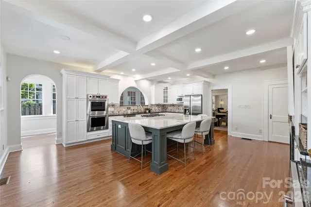 $2,850,000 | 2126 Dilworth Road East, Charlotte, NC 28203