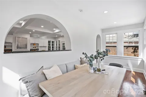 $2,900,000 | 2126 Dilworth Road East, Charlotte, NC 28203