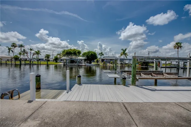 $489,900 | 2809 Cheryl Street, Matlacha, FL 33993