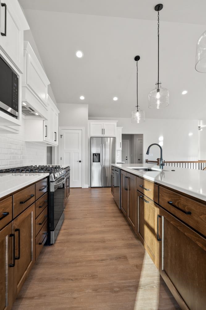 2658 Chambers Crossing Green Bay, WI 54313 - Photo 13 of 44