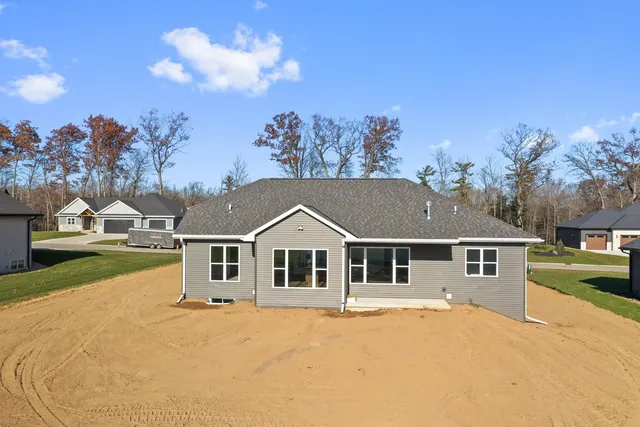 $599,800 | 2658 Chambers Crossing, Green Bay, WI 54313