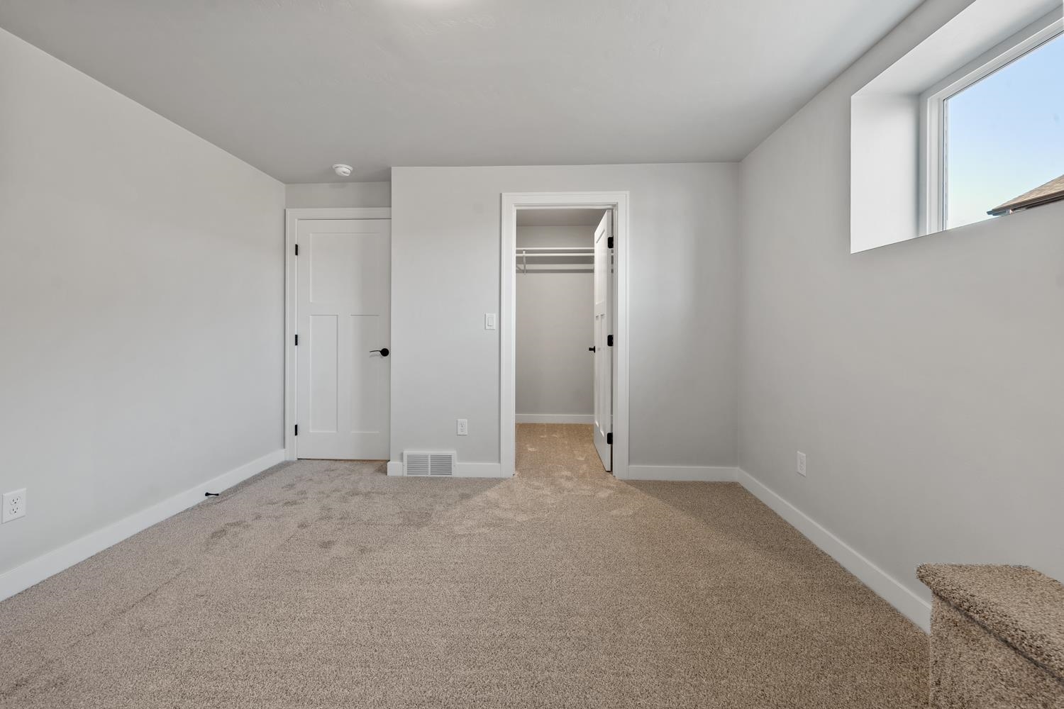 2658 Chambers Crossing Green Bay, WI 54313 - Photo 39 of 44