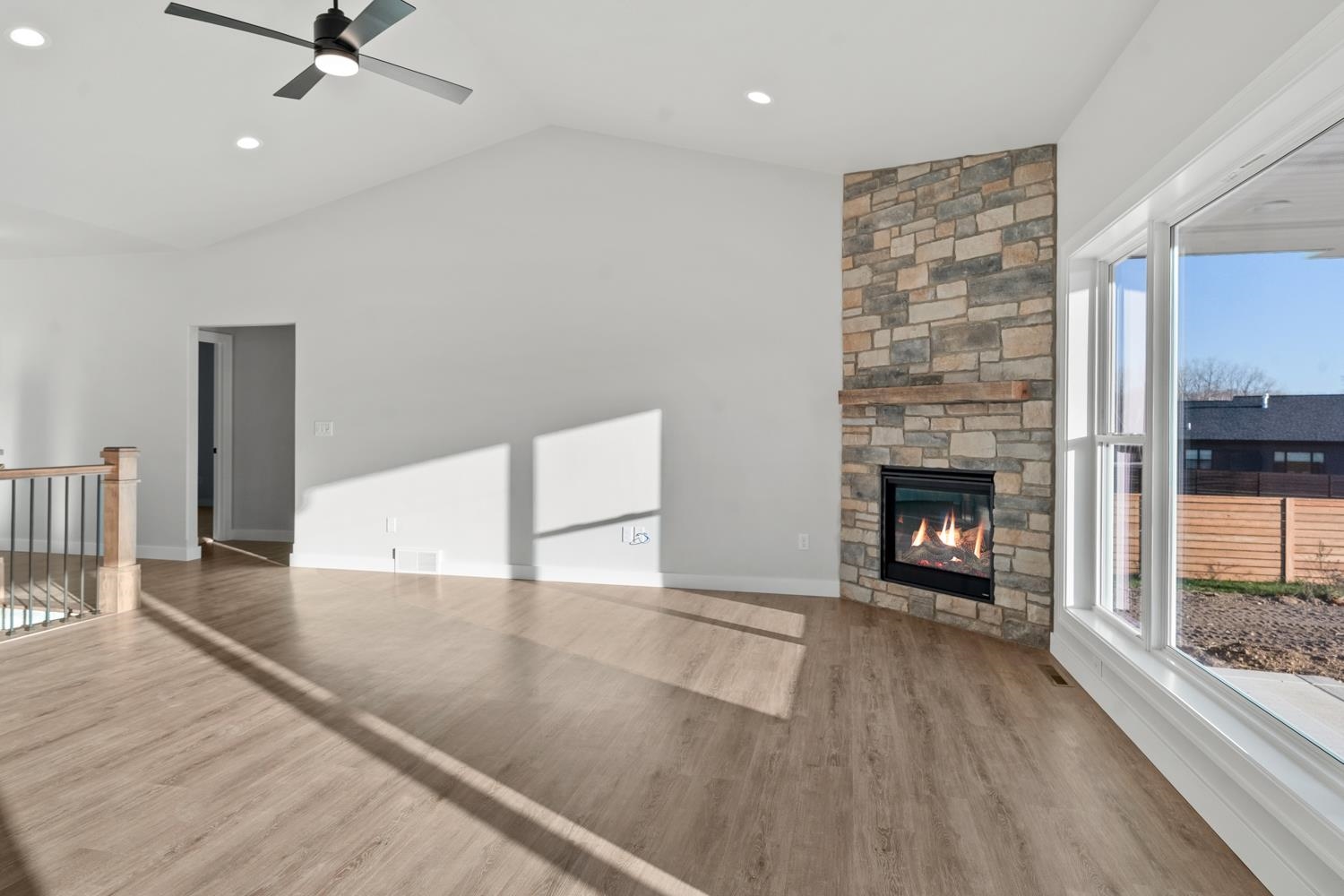 2658 Chambers Crossing Green Bay, WI 54313 - Photo 6 of 44