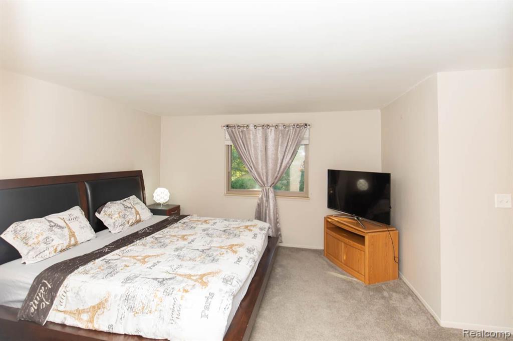 3912 Old Creek Road Troy, MI 48084 - Photo 27 of 38 Gallery Image 27