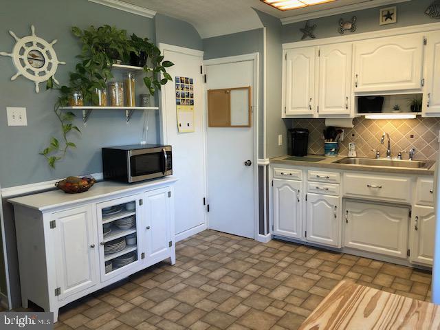 528 Harding Avenue Reading, PA 19607 - Photo 11 of 27