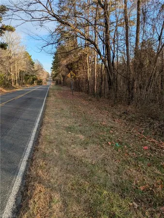 $477,000 | 238 Spur Road, Greensboro, NC 27406