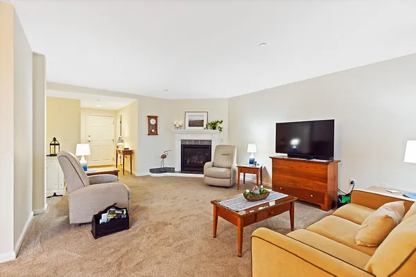 $398,000 | 4 Schooner Ridge Road, Unit 1, Bath, ME 04530