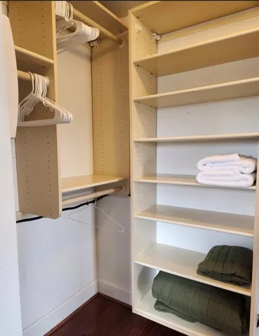 $100,000 | 323 Emanuel Cleaver II Blvd., Unit 6A, Kansas City, MO 64112