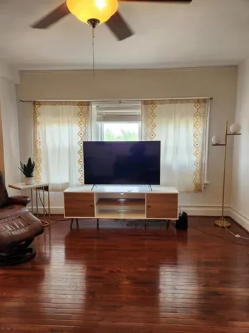 $100,000 | 323 Emanuel Cleaver II Blvd., Unit 6A, Kansas City, MO 64112