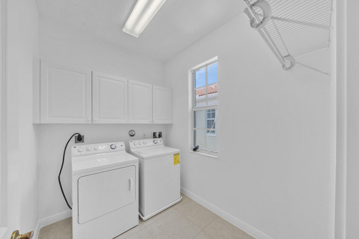 8304 Northwest 8th Terrace Boca Raton, FL 33487 - Photo 40 of 76 17 Laundry Room (2)
