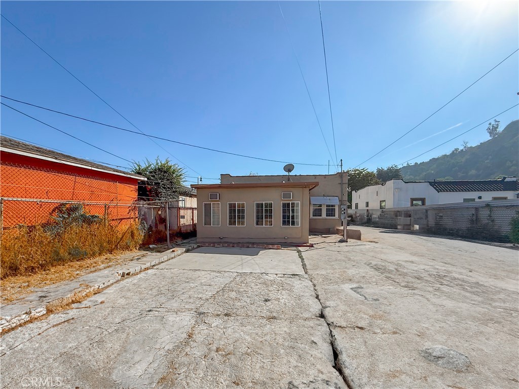 2245 Fernleaf Street Los Angeles, CA 90031 - Photo 33 of 37