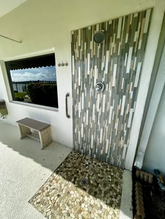 $3,000 | 2840 South Ocean Boulevard, Unit 2210, Palm Beach, FL 33480