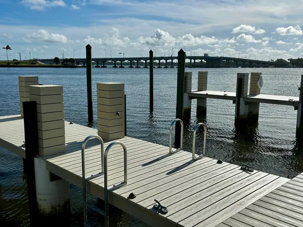 $3,000 | 2840 South Ocean Boulevard, Unit 2210, Palm Beach, FL 33480