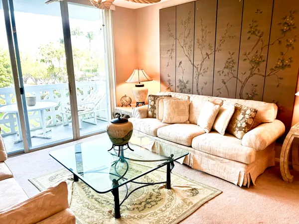 $3,000 | 2840 South Ocean Boulevard, Unit 2210, Palm Beach, FL 33480