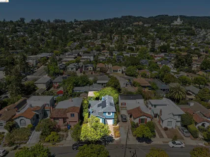 $998,000 | 2420 Carmel Street, Oakland, CA 94602