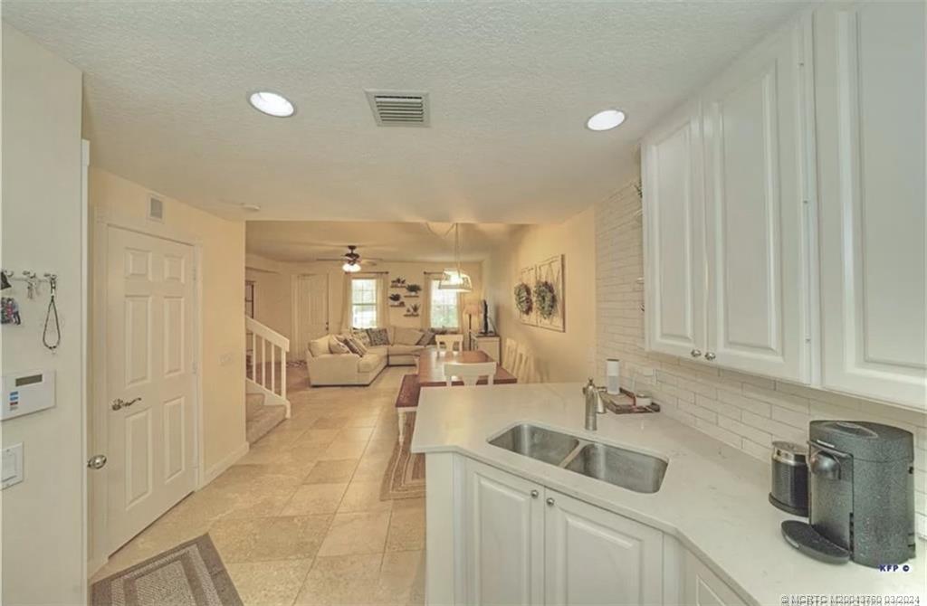 3073 East Community Drive Jupiter, FL 33458 - Photo 12 of 85