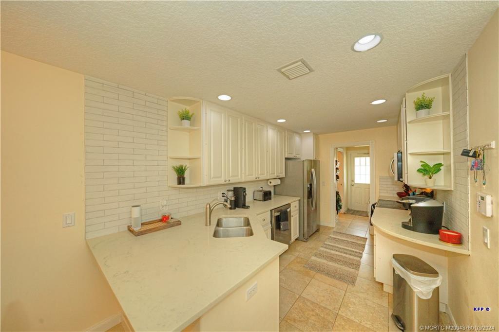 3073 East Community Drive Jupiter, FL 33458 - Photo 16 of 85