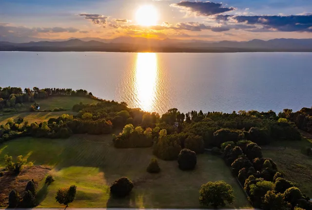 $7,000,000 | 955 Whalley Road, Charlotte, VT 05445