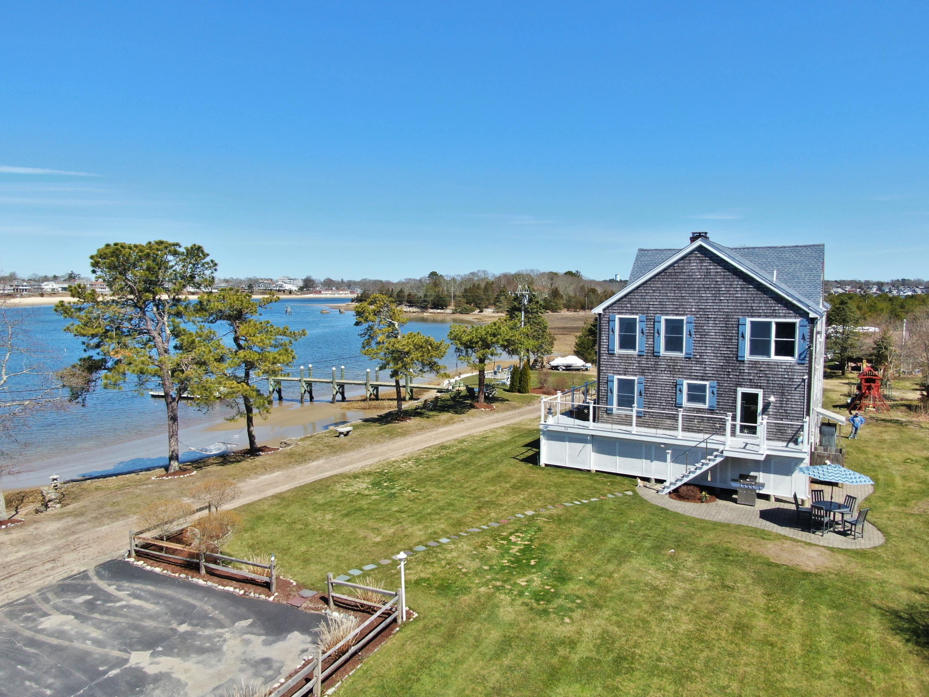 26 Lydias Island Road Wareham, MA 02571 - Photo 5 of 44 5
