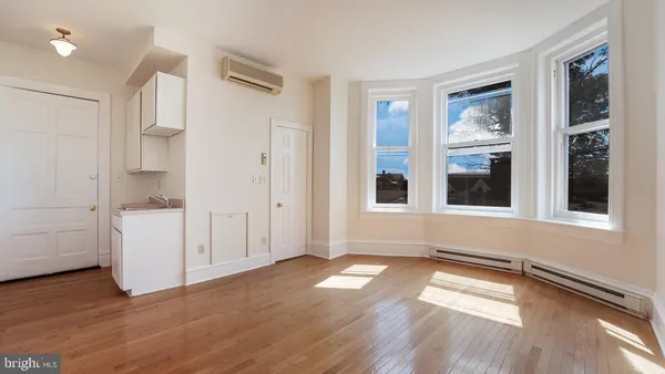$1,375 | 22 North Main Street, Unit 2, Doylestown, PA 18901
