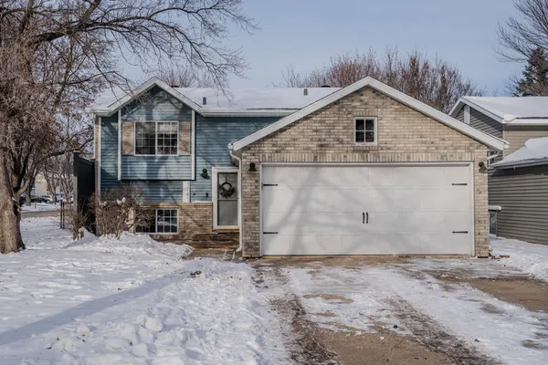 $310,555 | 3741 10th Street North, Fargo, ND 58102