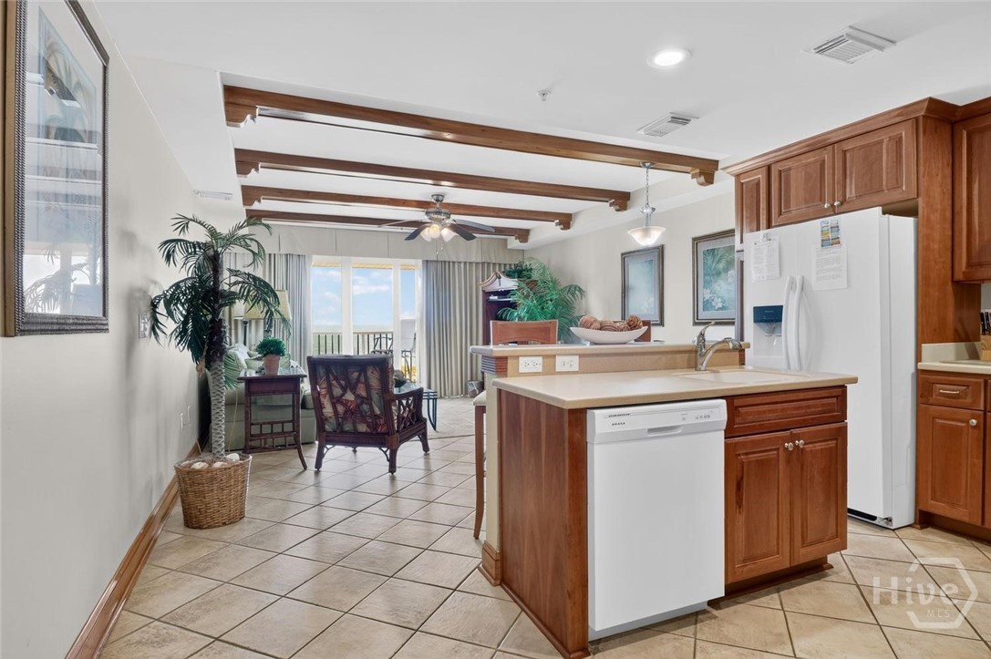 404 Butler Avenue, Unit 334 Tybee Island, GA 31328 - Photo 5 of 27