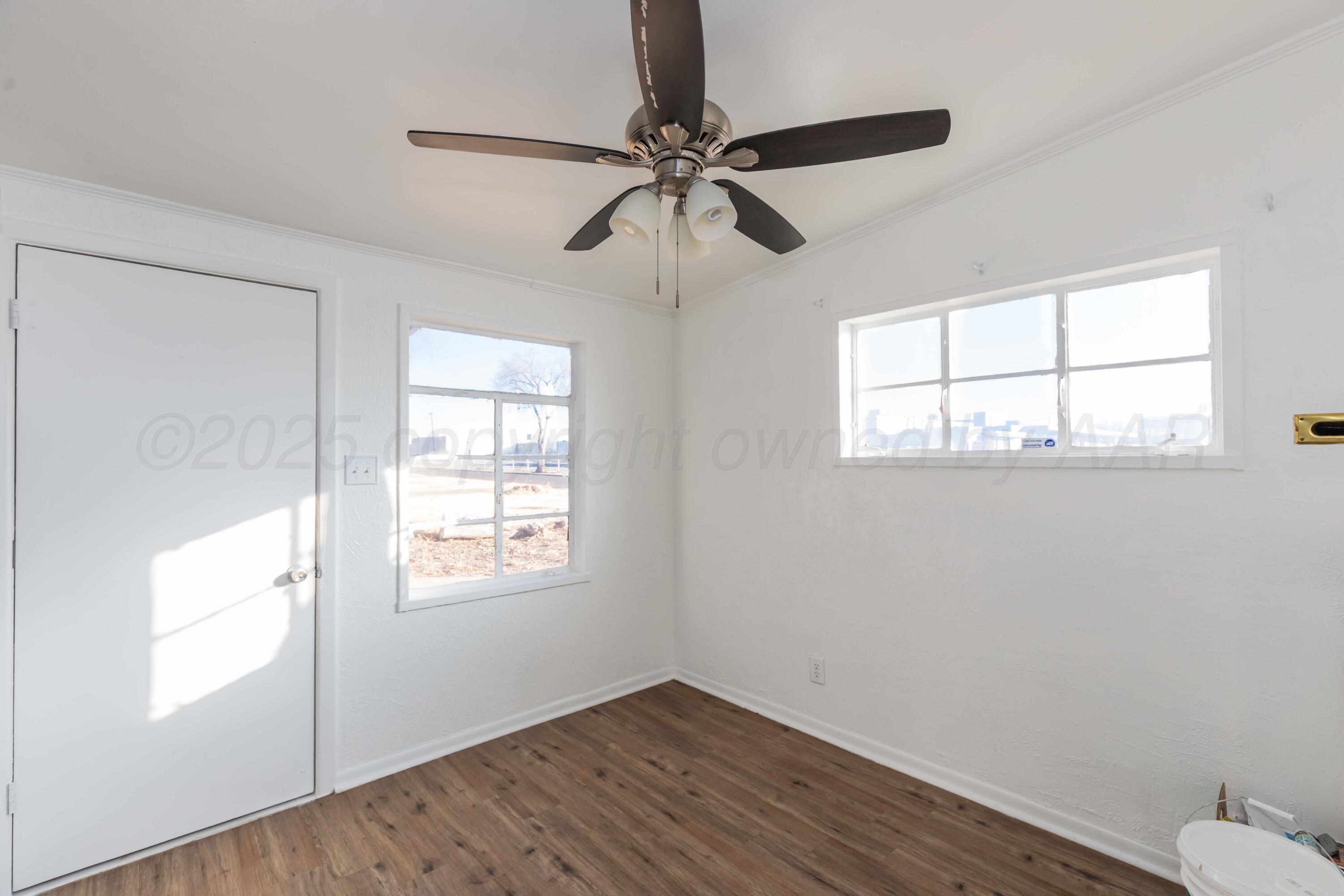 4412 South Hughes Street Amarillo, TX 79110 - Photo 7 of 19 DINING